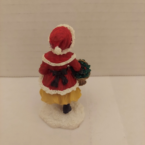 Mervyn's Village Square 1995 Girl Woth Basket Of Holly - Picture 4 of 7